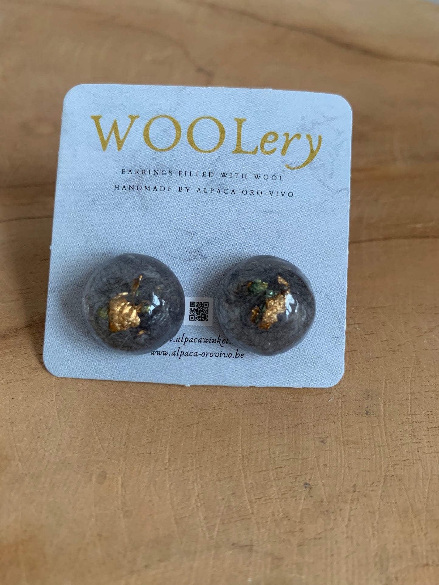 Oorbel steker golden flakes